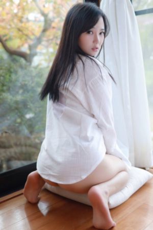 女大学生的沙龙室3